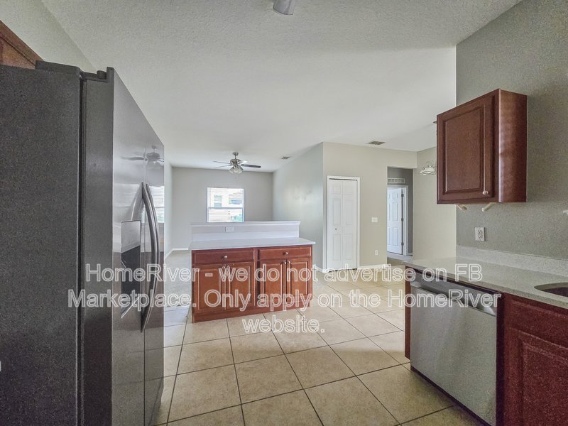 Available Now | 4 Beds | Pets Welcome| Enclosed Lanai| 2 Car Garage property image