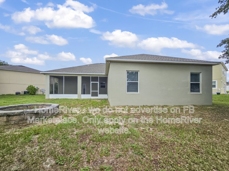 Available Now | 4 Beds | Pets Welcome| Enclosed Lanai| 2 Car Garage property image