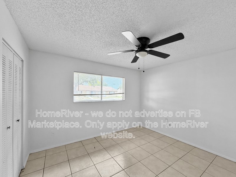 Apply Now!!! 459 E ROSEWOOD LN UNIT 157 property image