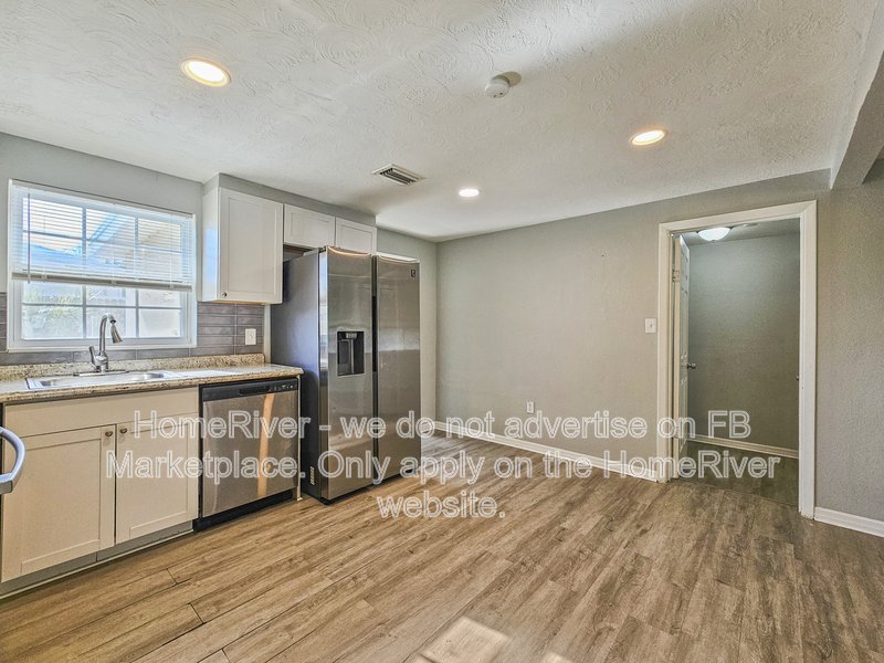 Available Now | 3 Beds | Pets Welcome property image