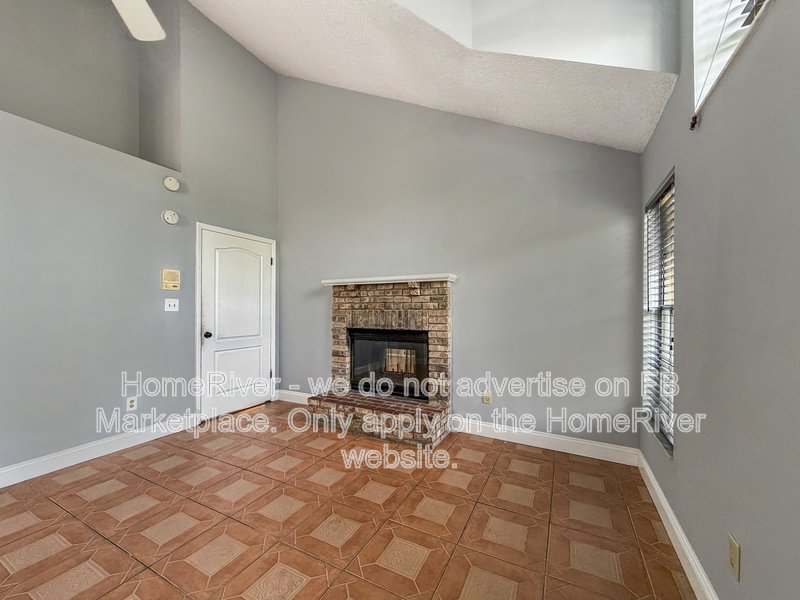 Fireplace!!!!! 9561 SUNDANCE CT property image
