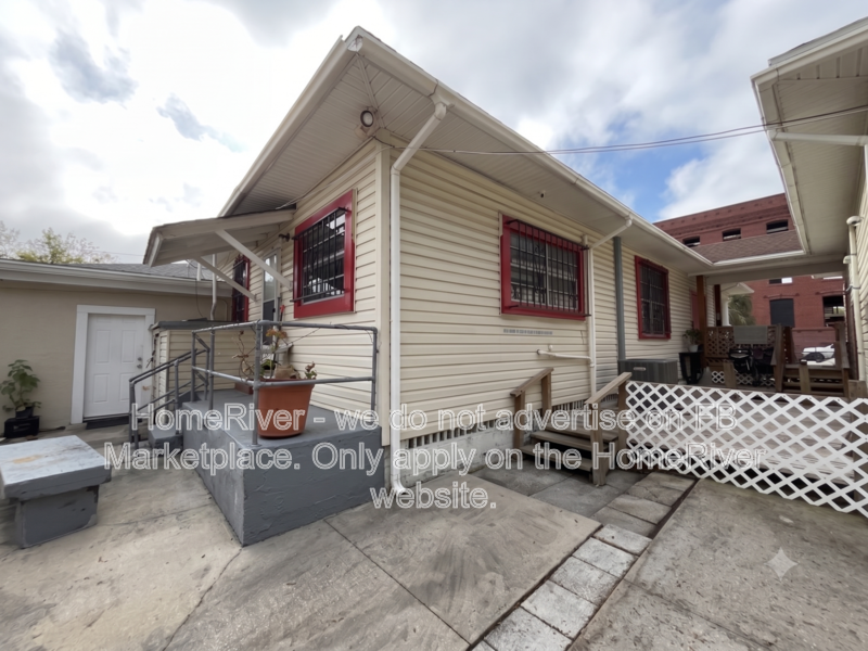 Spacious 2BR Minutes from Ybor and Downtown Tampa property image