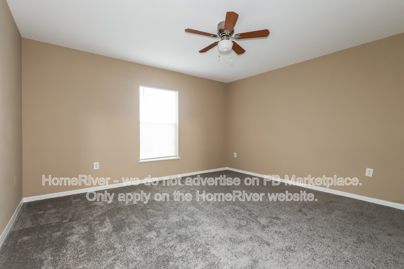 Available Now | Pets Welcome | 2 Car Garage | Concrete Patio property image