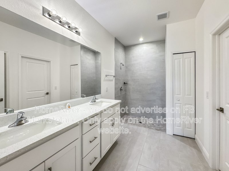 Available Now | Pets Welcome | 4 Beds | Covered Patio property image