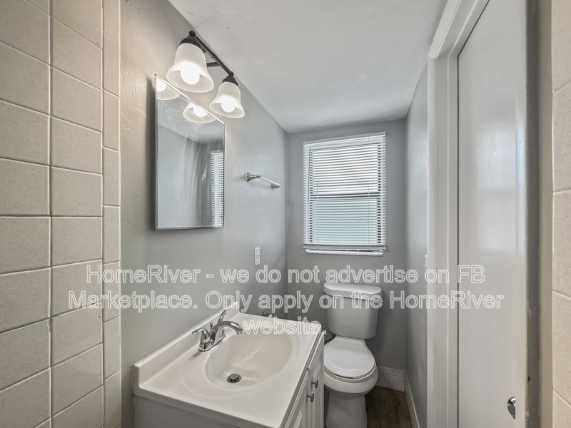 Available Now |  Pets Welcome | Covered Front Porch property image