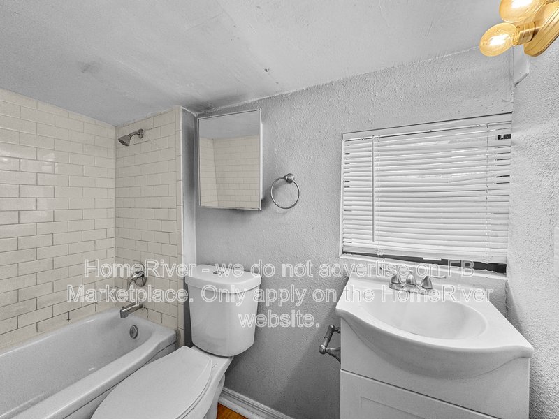 Available Now | Pets Welcome | Spacious Carport property image