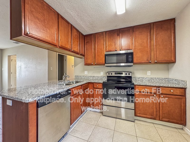 Available Now | Pet Friendly | Fridge Included property image