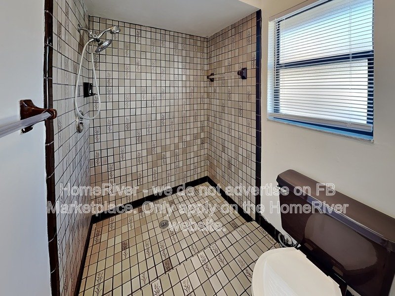 8163 Village Green Rd Orlando, FL 32818 property image