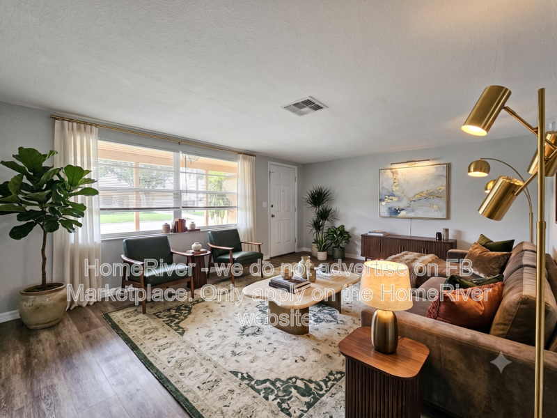 Available Now | Pets Welcome |  3Beds property image