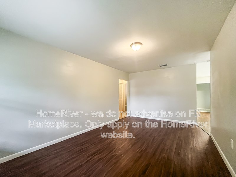 Available Now | Pets Welcome | 4 Beds |  Covered Front Porch property image