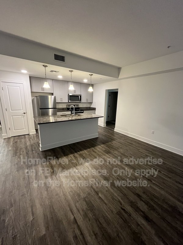 3 BD/ 2BA I First Floor I Condo property image
