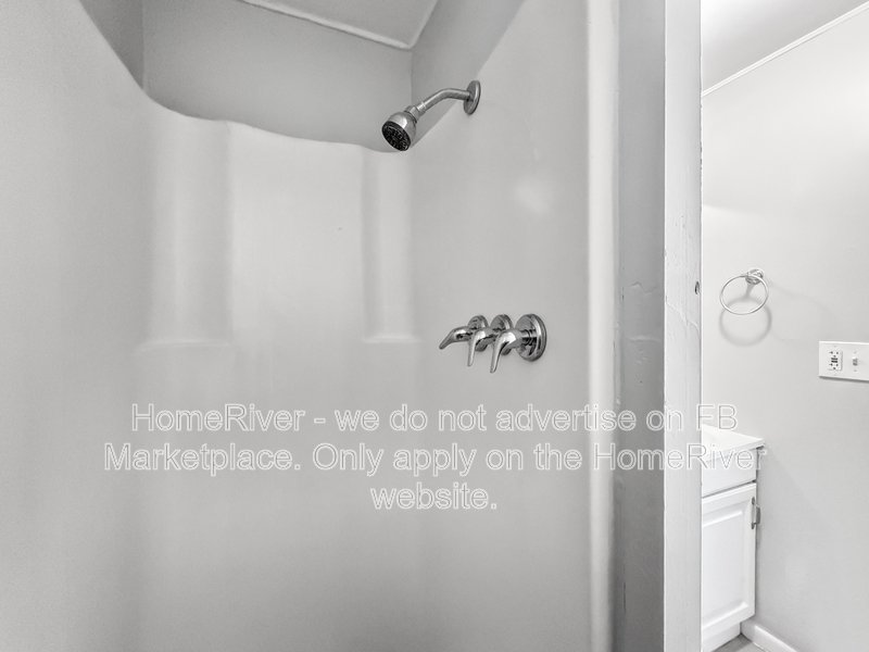 Available Now |  4 Beds | Pets Welcome property image