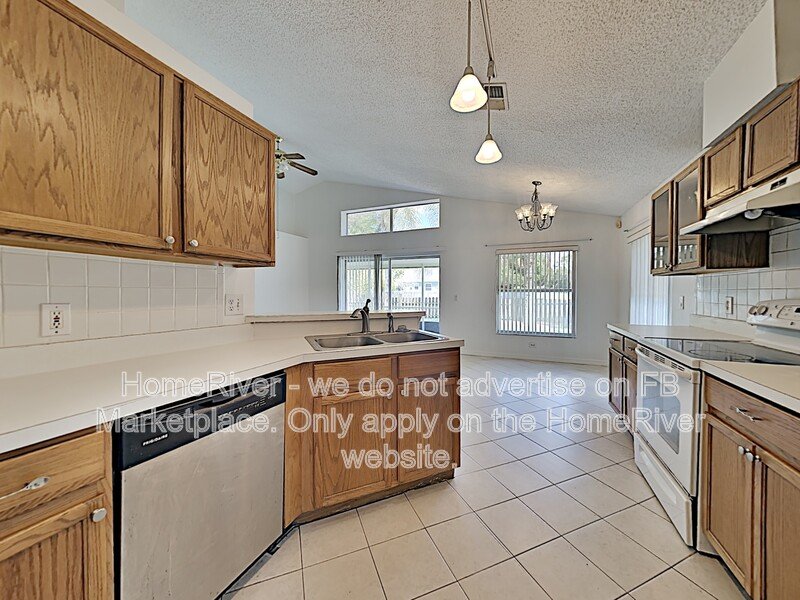 Move In Ready!- 4133 Boca Woods Dr Orlando, FL 32826 property image