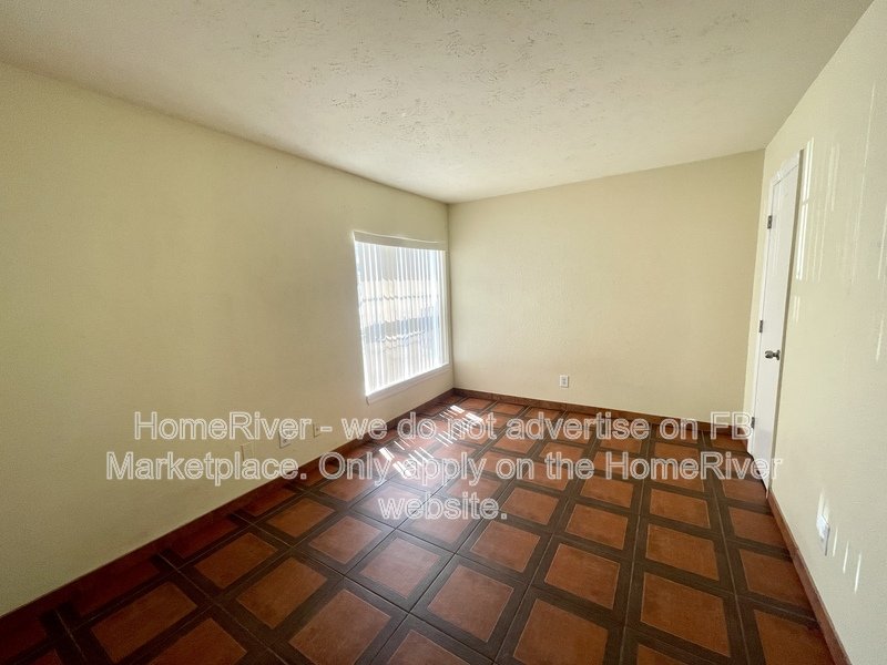 Pool ComMove In Ready! - 8517 Lincoln Cove Dr Apt 101A Tampa, FL 33614 property image