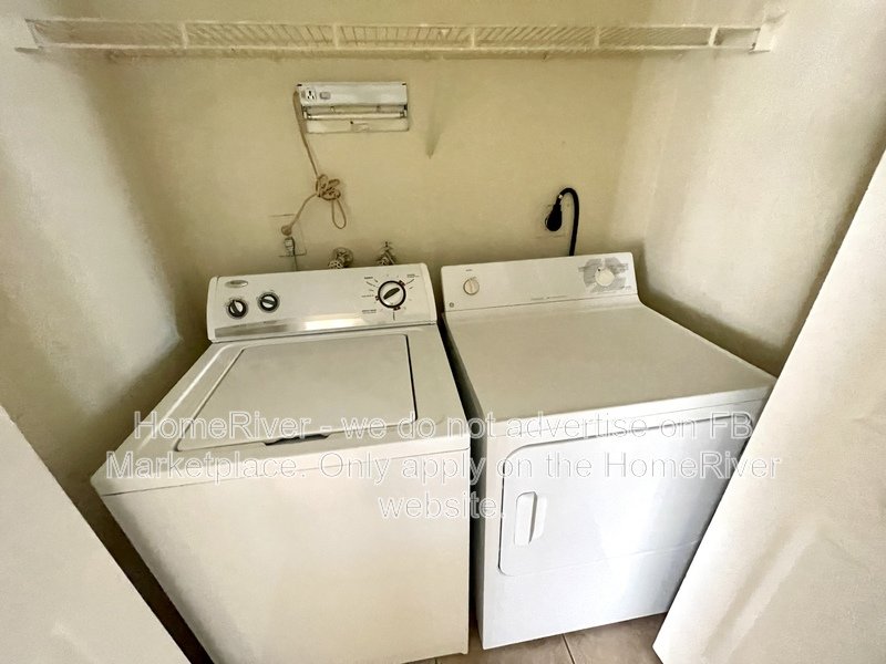 Pool ComMove In Ready! - 8517 Lincoln Cove Dr Apt 101A Tampa, FL 33614 property image