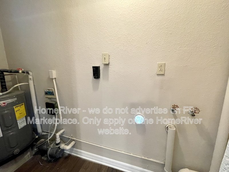 Great Neighborhood Spacious Yard 7265 17th St. N property image