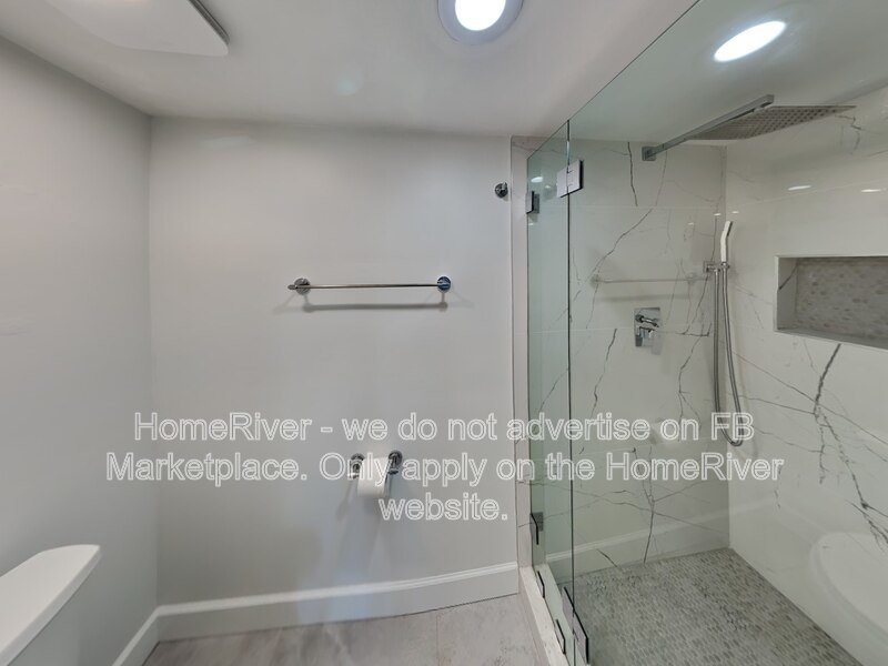 Move In Ready! - 6505 STONE RIVER RD APT 104, BRADENTON FL 34203 property image