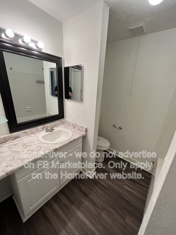 Move-in Ready! 3928 Crayrich Circle property image