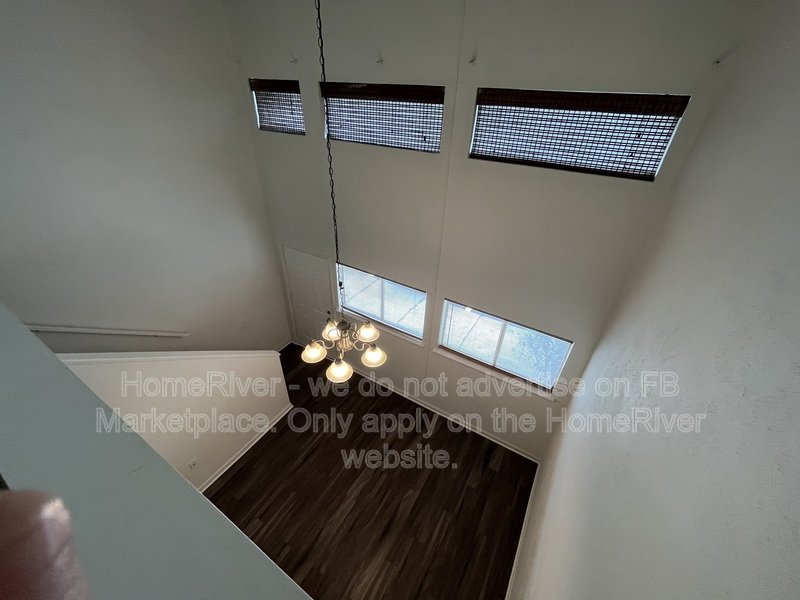 Move-in Ready! 3928 Crayrich Circle property image