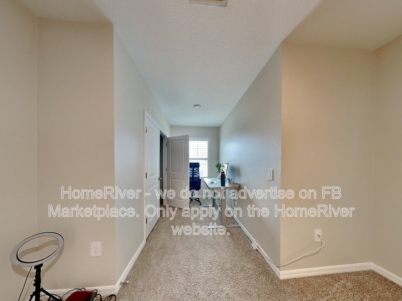 Move In Ready! 2567 MIDNIGHT PEARL DR SARASOTA FL 34240 property image