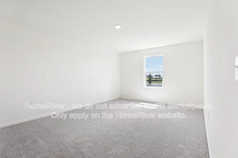 Available Now! Amazing 4 bed 3 bath home! property image