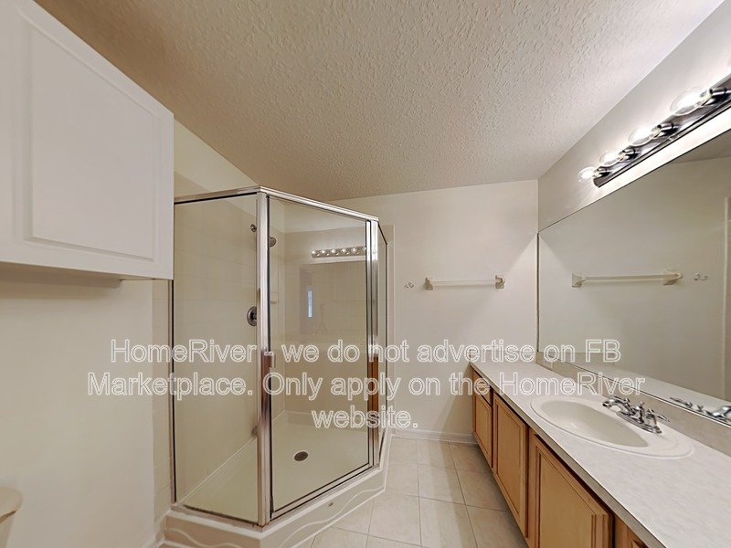 Move-in Ready! 20303 OAK KEY CT TAMPA FL 33647 property image