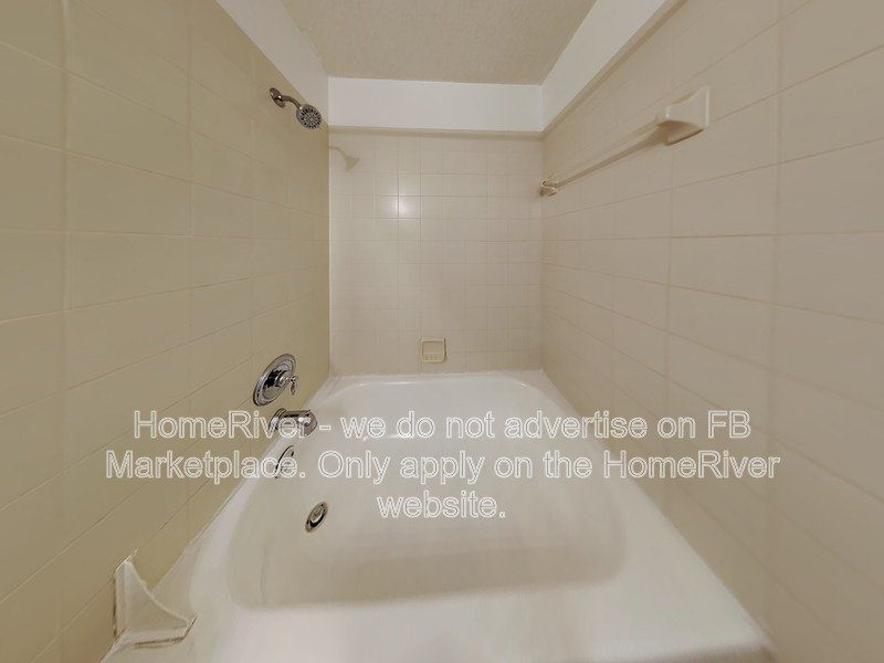 Move-in Ready! 20303 OAK KEY CT TAMPA FL 33647 property image