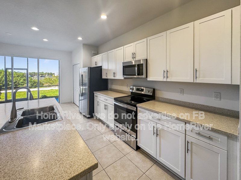 Move In Ready! - 8667 CANYON CREEK TRL, PARRISH FL 34219 property image