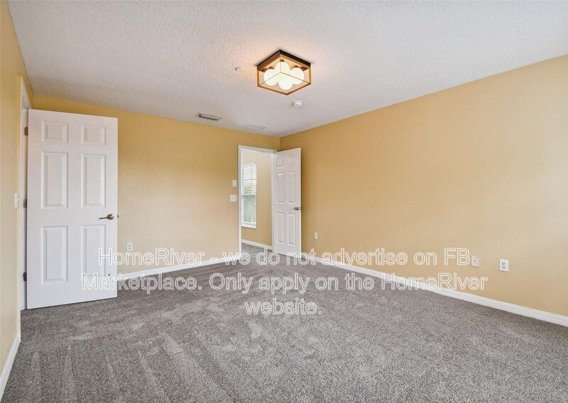 Mover-in Ready! 2418 Middleton Grove Dr property image