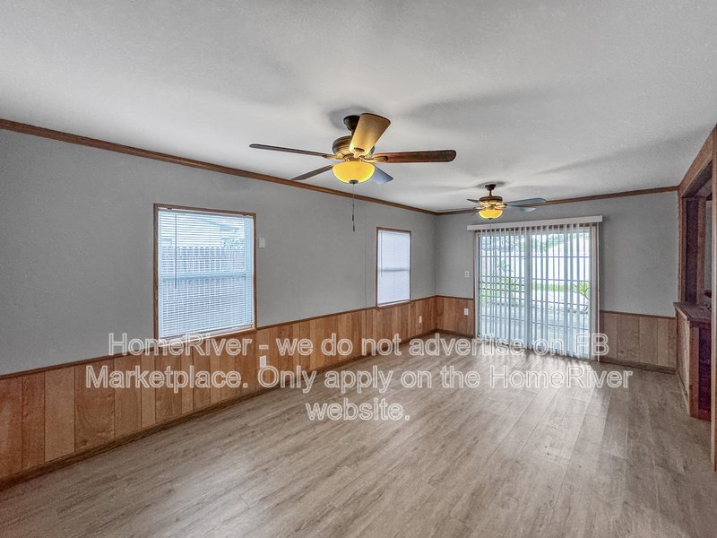 Available Now! Amazing 3 bed 2 bath home! property image