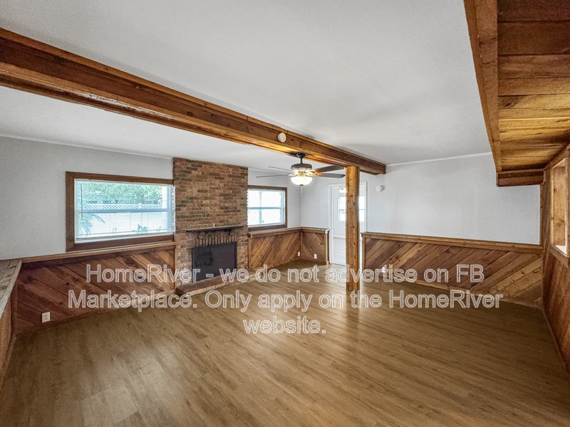 Available Now! Amazing 3 bed 2 bath home! property image