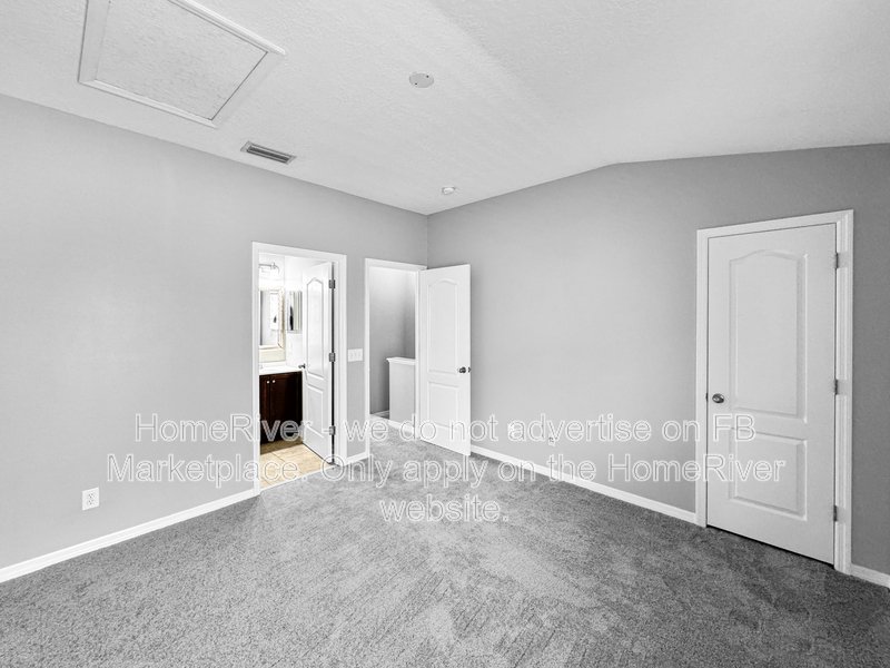 Move In Ready! - 5813 Fishhawk Ridge Dr Lithia, FL 33547 property image