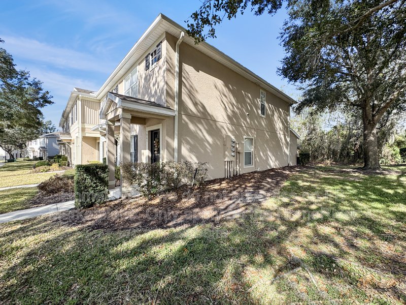 Move In Ready! - 5813 Fishhawk Ridge Dr Lithia, FL 33547 property image