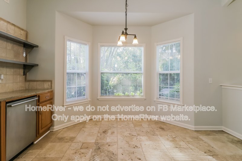 Available Now! Amazing 3 bed 2 bath home! property image