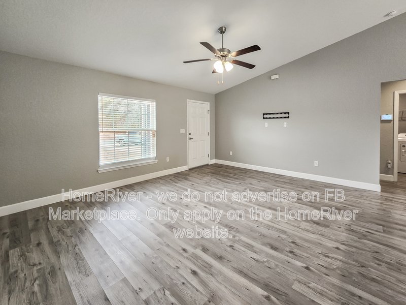 Move-in Ready! 13975 SW 33RD COURT property image