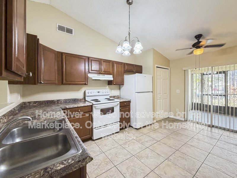 Move In Ready! - 1828 BONNEVILLE DR, ORLANDO FL 32826 property image