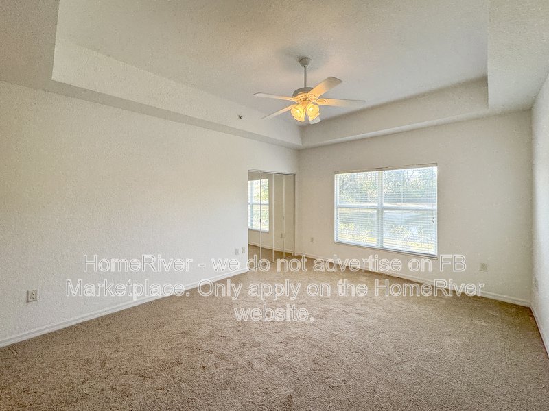 Move In Ready! - 7261 Fountain Palm Circle Bradenton, FL 34203 property image
