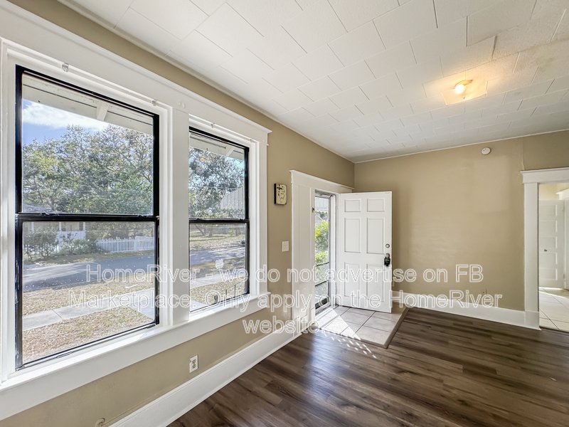 Move-in Ready! 509 27th Ave. S. Saint Petersburg, FL 33705 property image