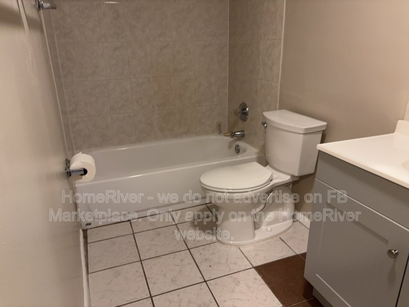 Cozy 3BR in Tampa - Near Schools - w/ Private Yard property image