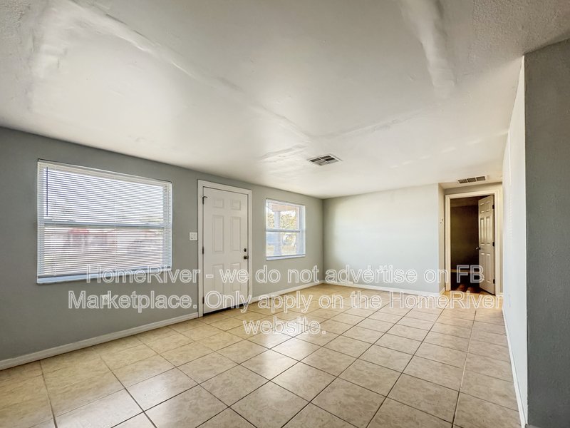 Available Now! Amazing 3 bed 2 bath home! property image