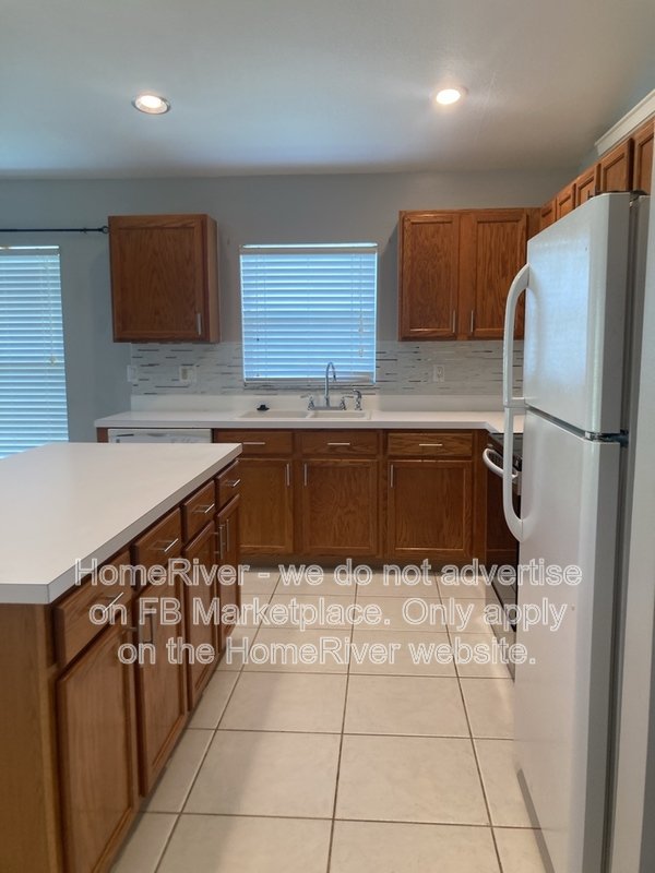 Spacious 4BR Home - Nearly 2,000 Sq Ft in Hampton Hills property image