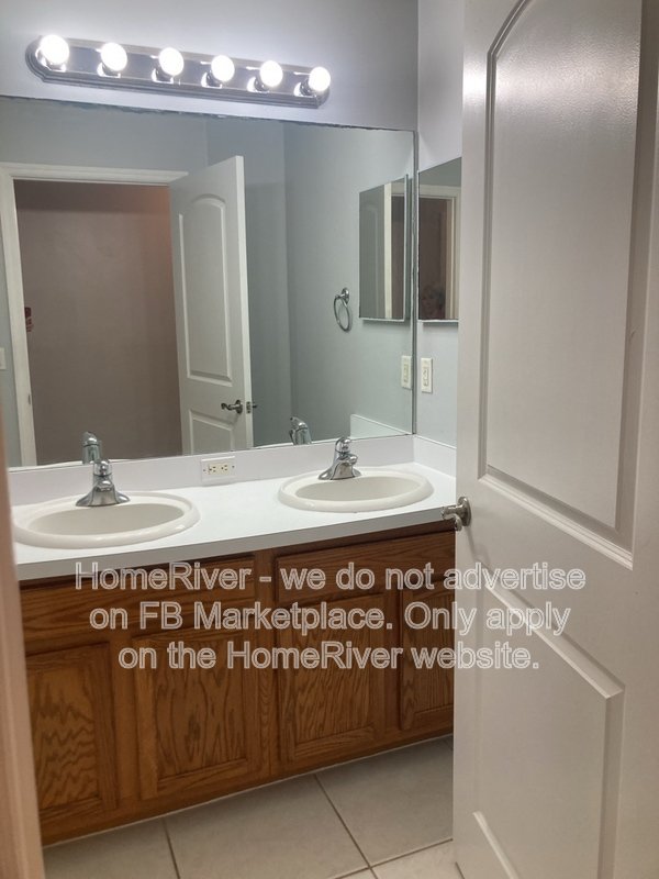 Spacious 4BR Home - Nearly 2,000 Sq Ft in Hampton Hills property image