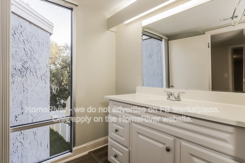 Available Now! Amazing 3 bed 2 bath home! property image