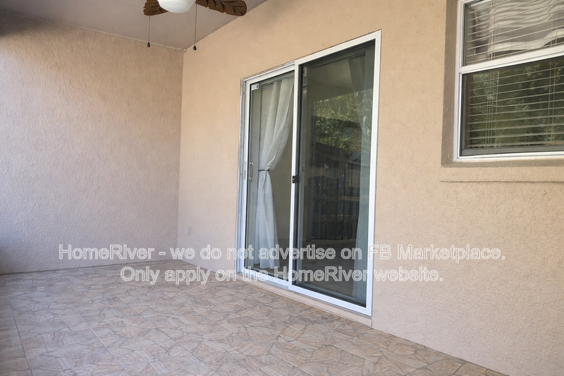 3BR/2.5BA Townhome - Screened Lanai property image