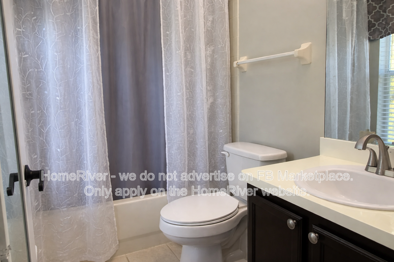 3BR/2.5BA Townhome - Screened Lanai property image