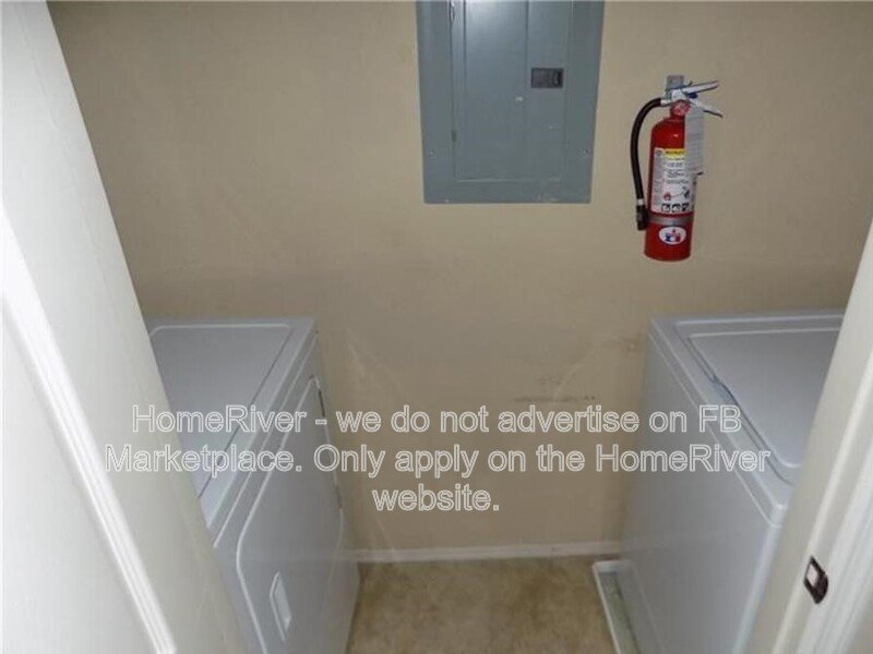 Wonderful 1 Bedroom 1 Bathroom Notting Hill Condo! property image