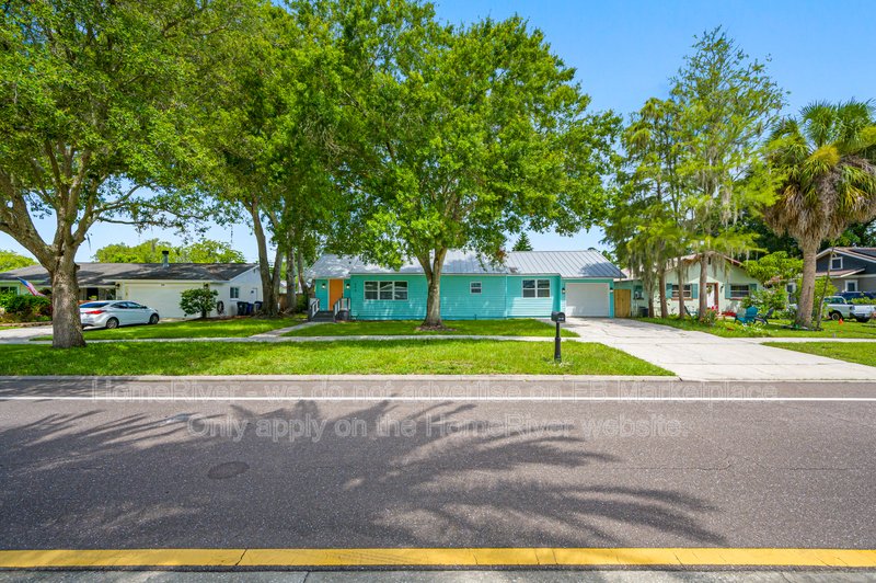 Screened In Lanai with Pool!! property image