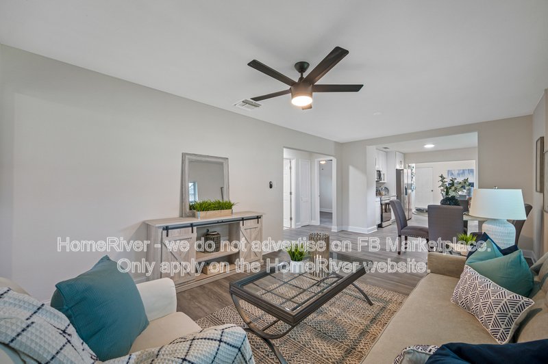 Screened In Lanai with Pool!! property image