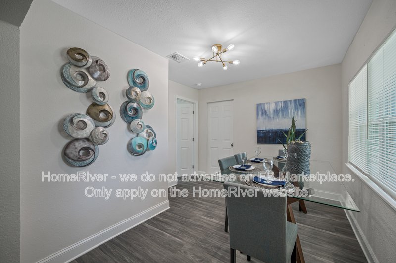 Screened In Lanai with Pool!! property image