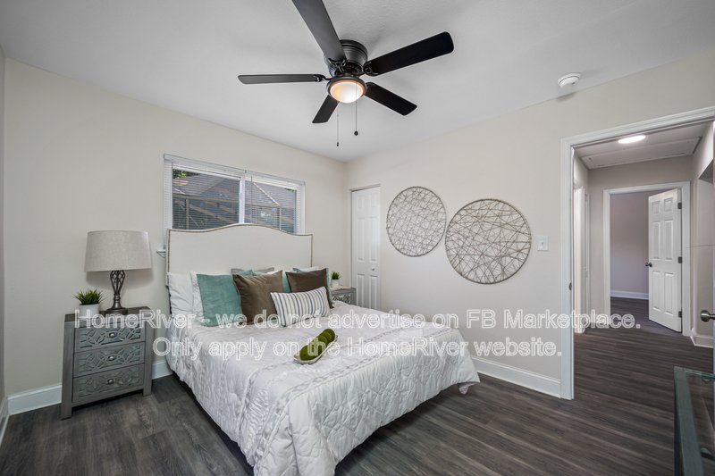 Screened In Lanai with Pool!! property image